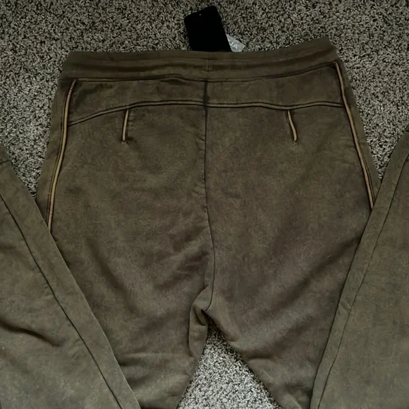 NWT Alphalete | Joggers - Picture 4 of 4